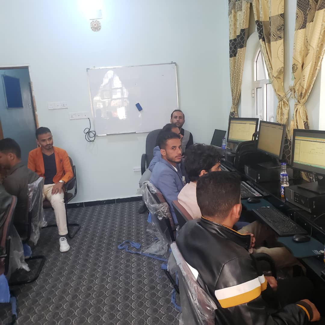 إتفاقية شراكة علمية مع جامعة تعز